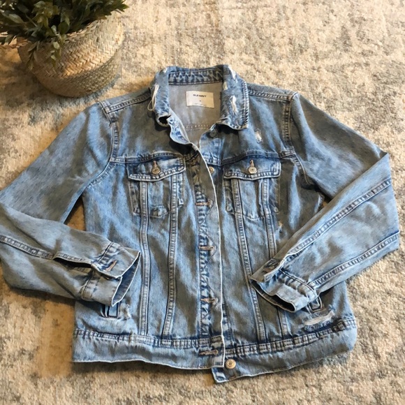 Old Navy Jackets & Blazers - NWOT OLD NAVY DISTRESSED DENIM JACKET- CLASSIC WASH- SIZE MEDIUM